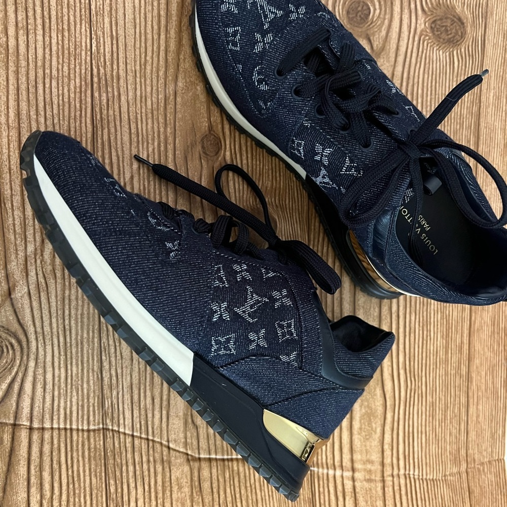 Louis Vuitton denim brand new authentic - Picture 4 of 5